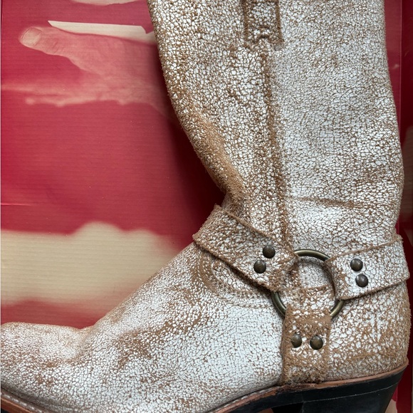 Frye Women's Distressed Harness Boots size 10 - Picture 4 of 5